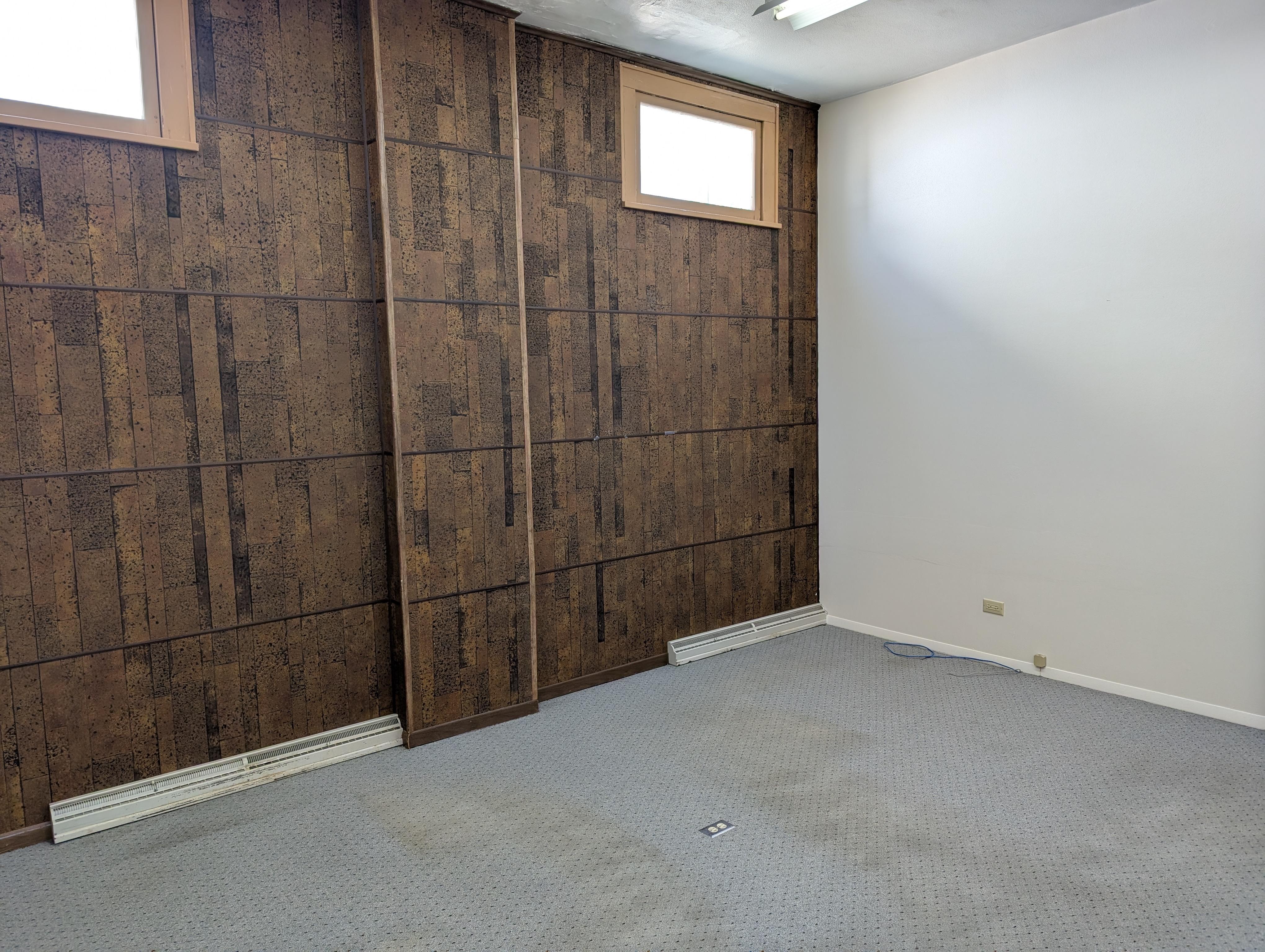 404 North West Avenue, Freeport, IL 61032