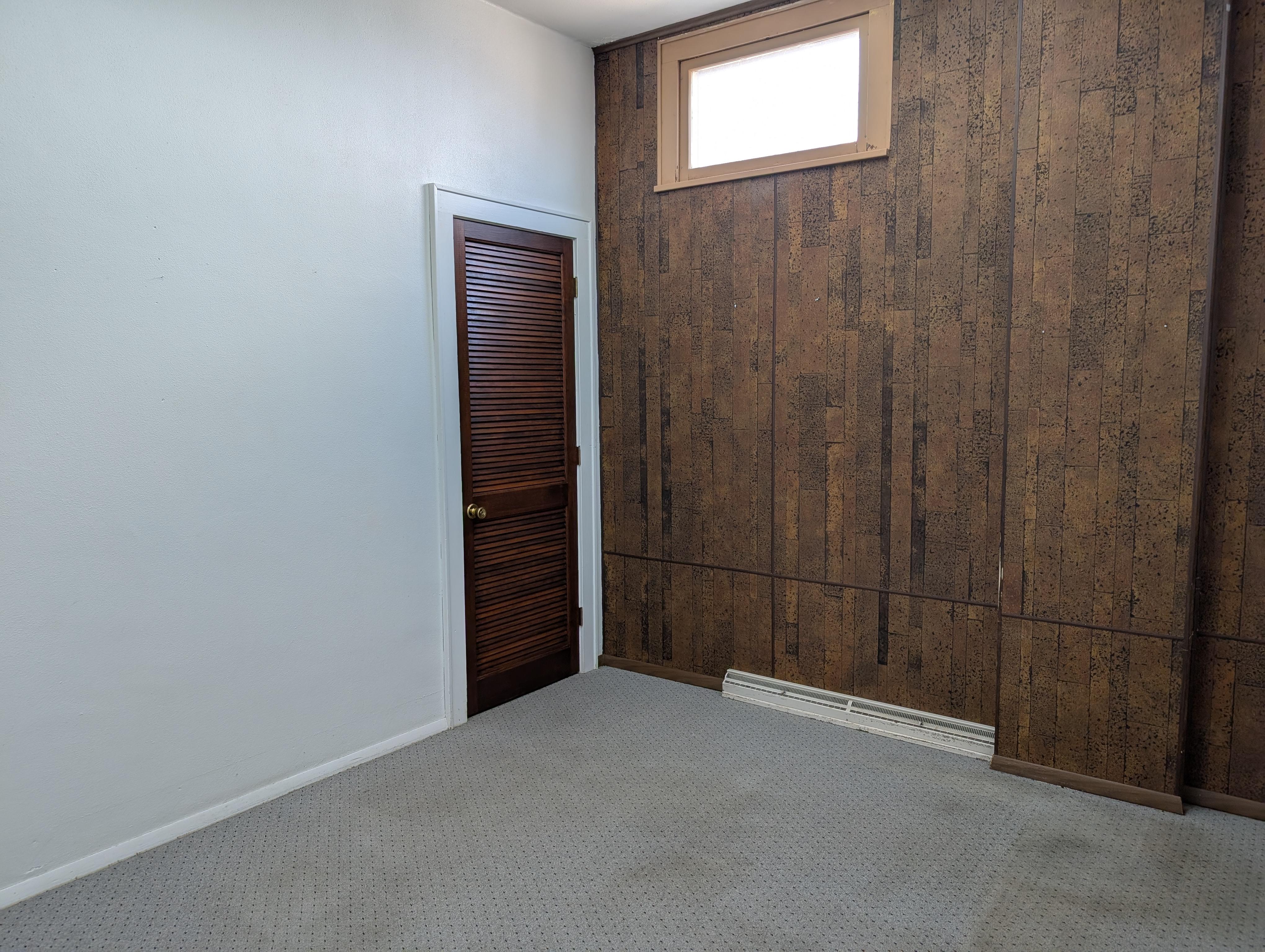 404 North West Avenue, Freeport, IL 61032