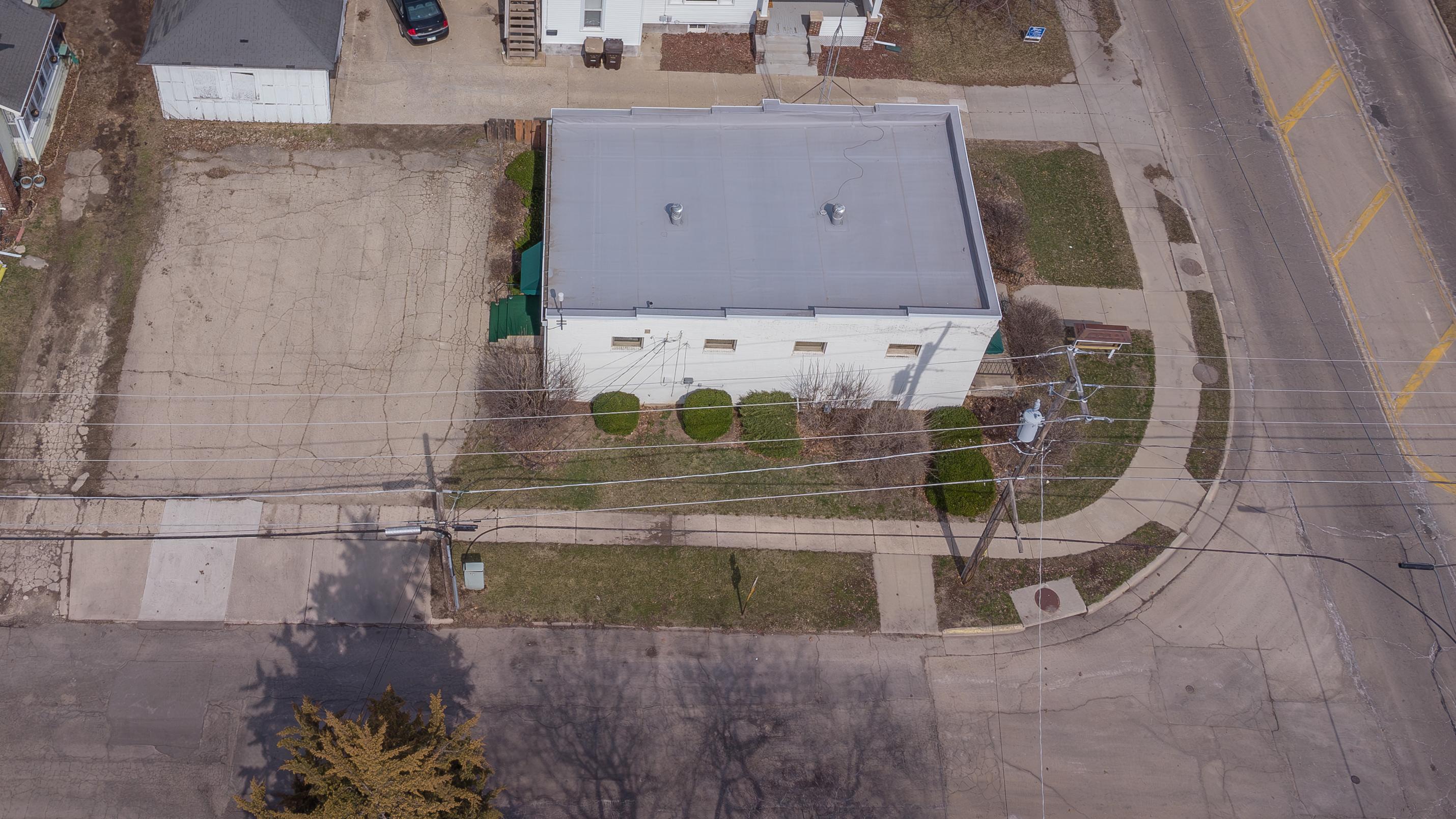 404 North West Avenue, Freeport, IL 61032