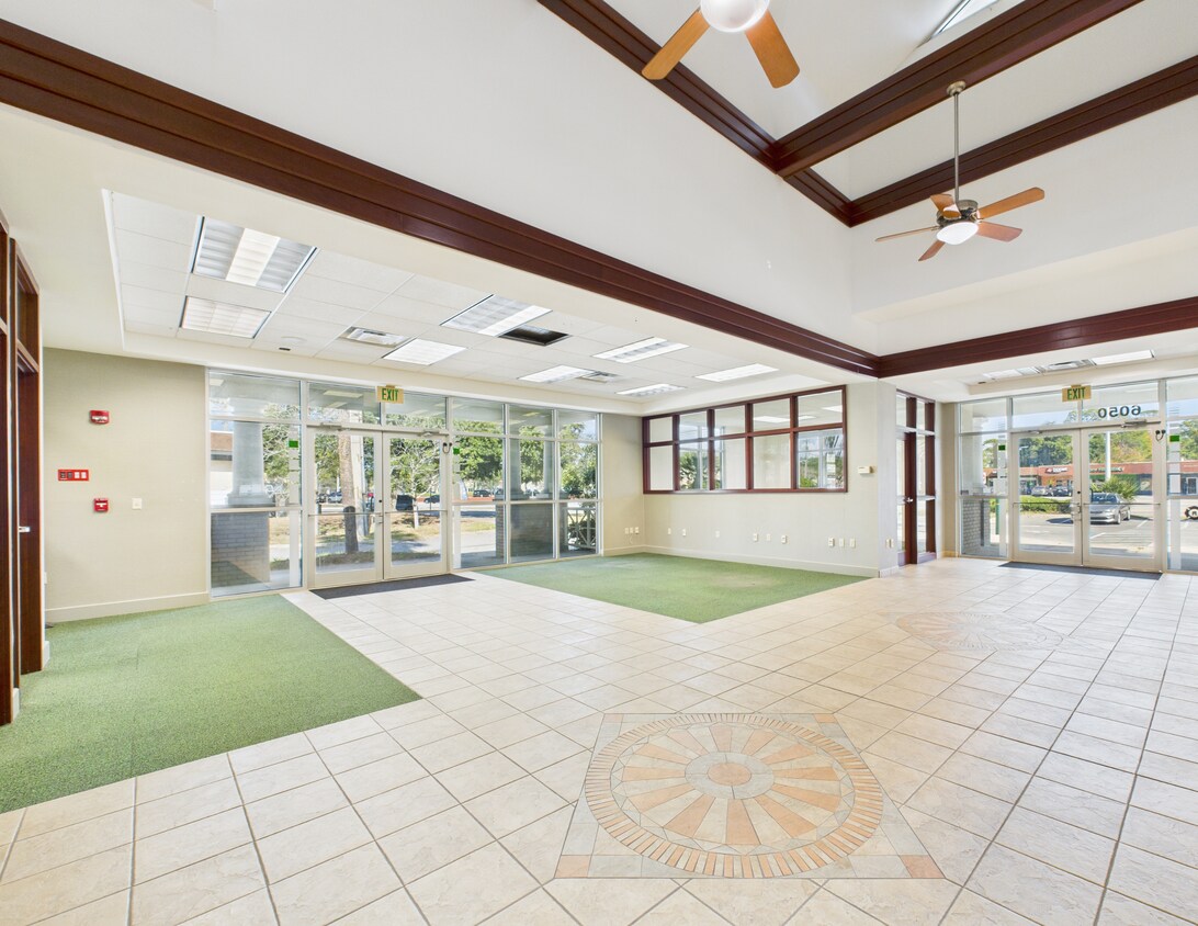 6050 Saint Augustine Road, Jacksonville, FL 32217