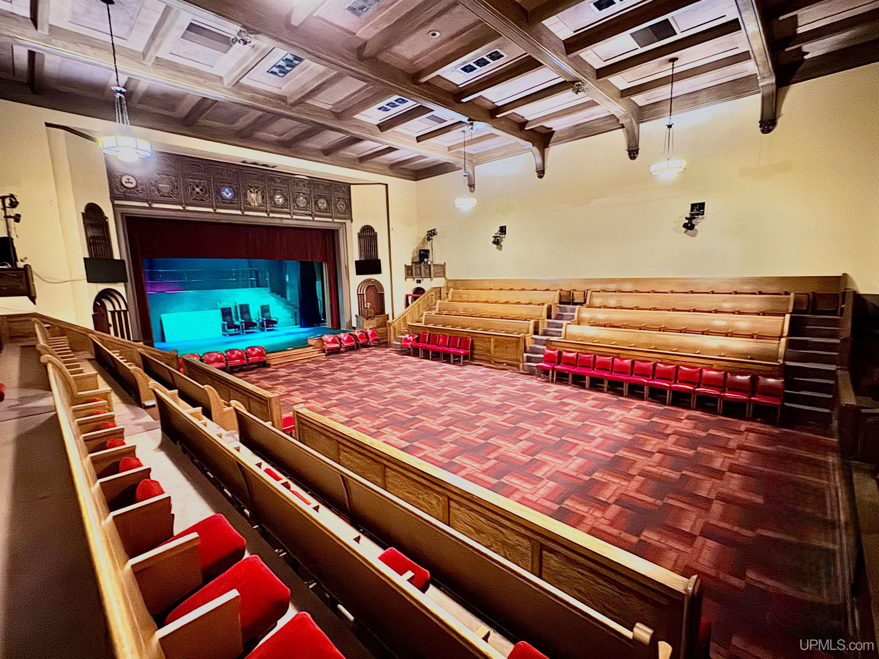 128 West Washington Street, Marquette, MI 49855