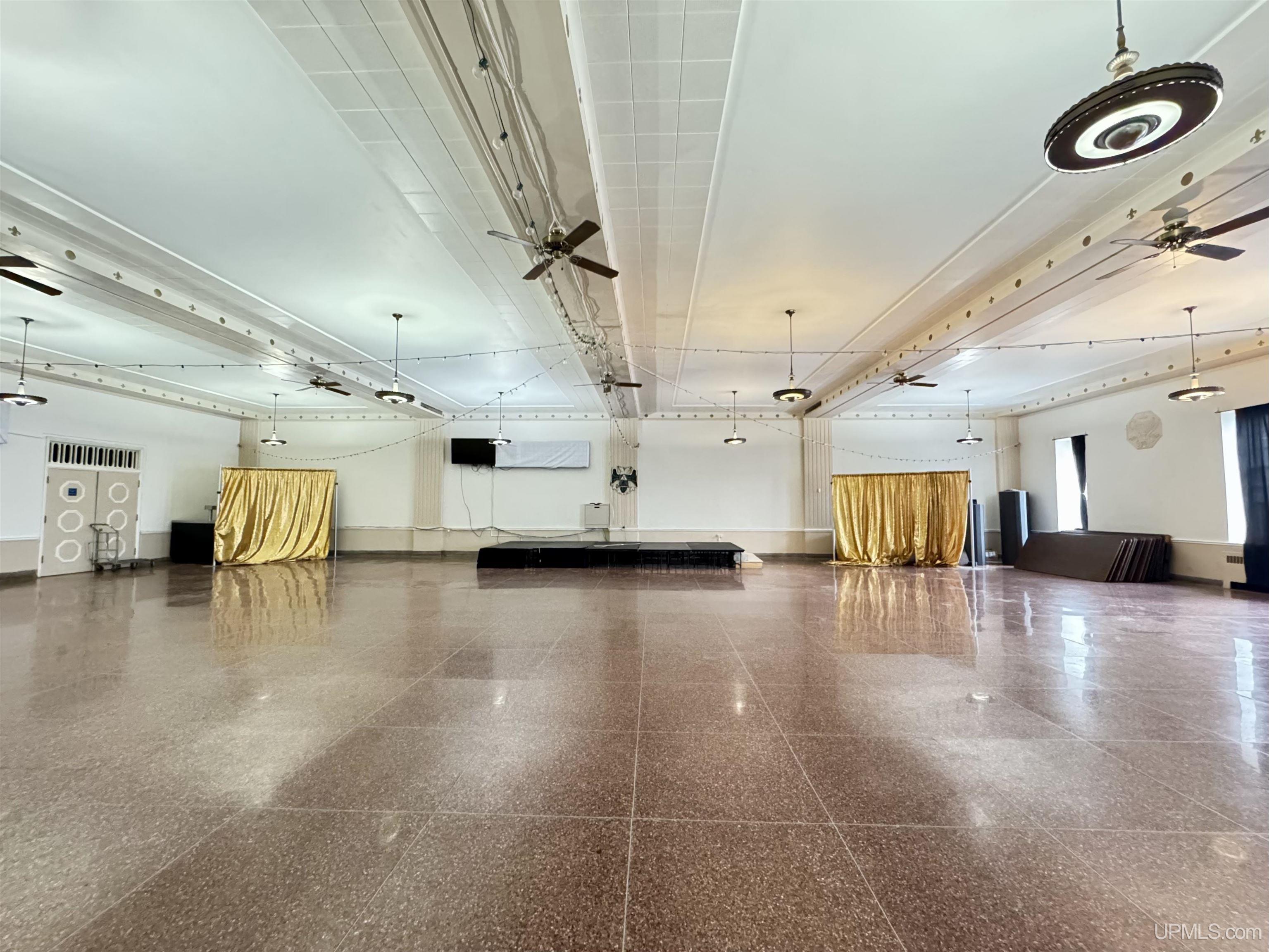 128 West Washington Street, Marquette, MI 49855