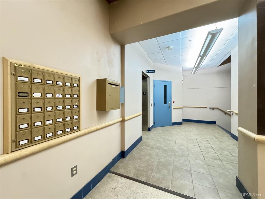 128 West Washington Street, Marquette, MI 49855