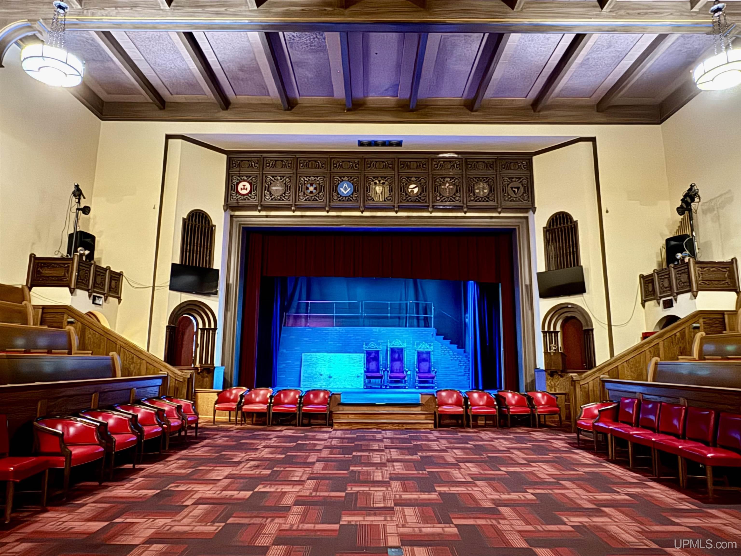 128 West Washington Street, Marquette, MI 49855