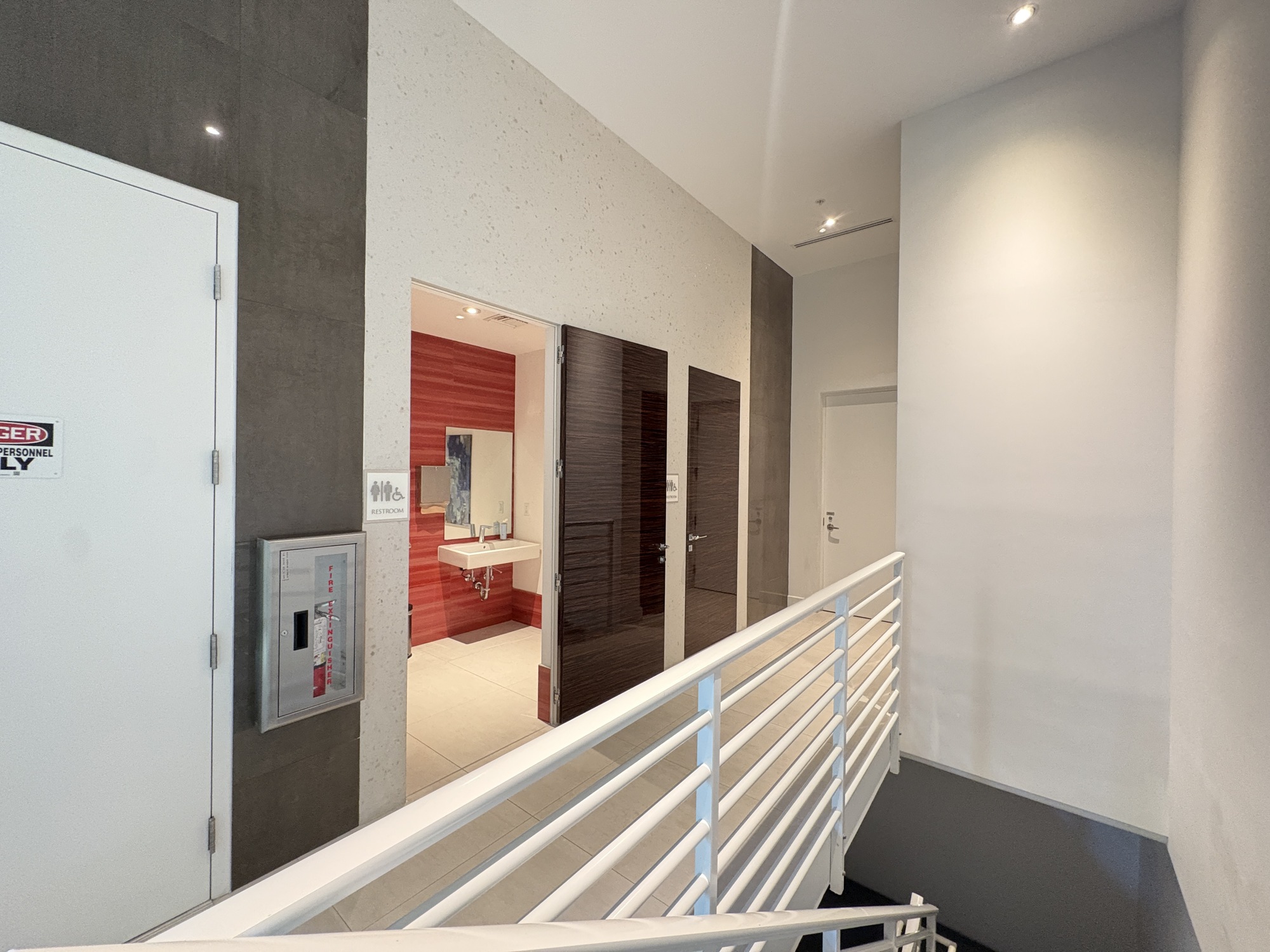 1301 Main St., Ste. 202, Sarasota, FL 34236