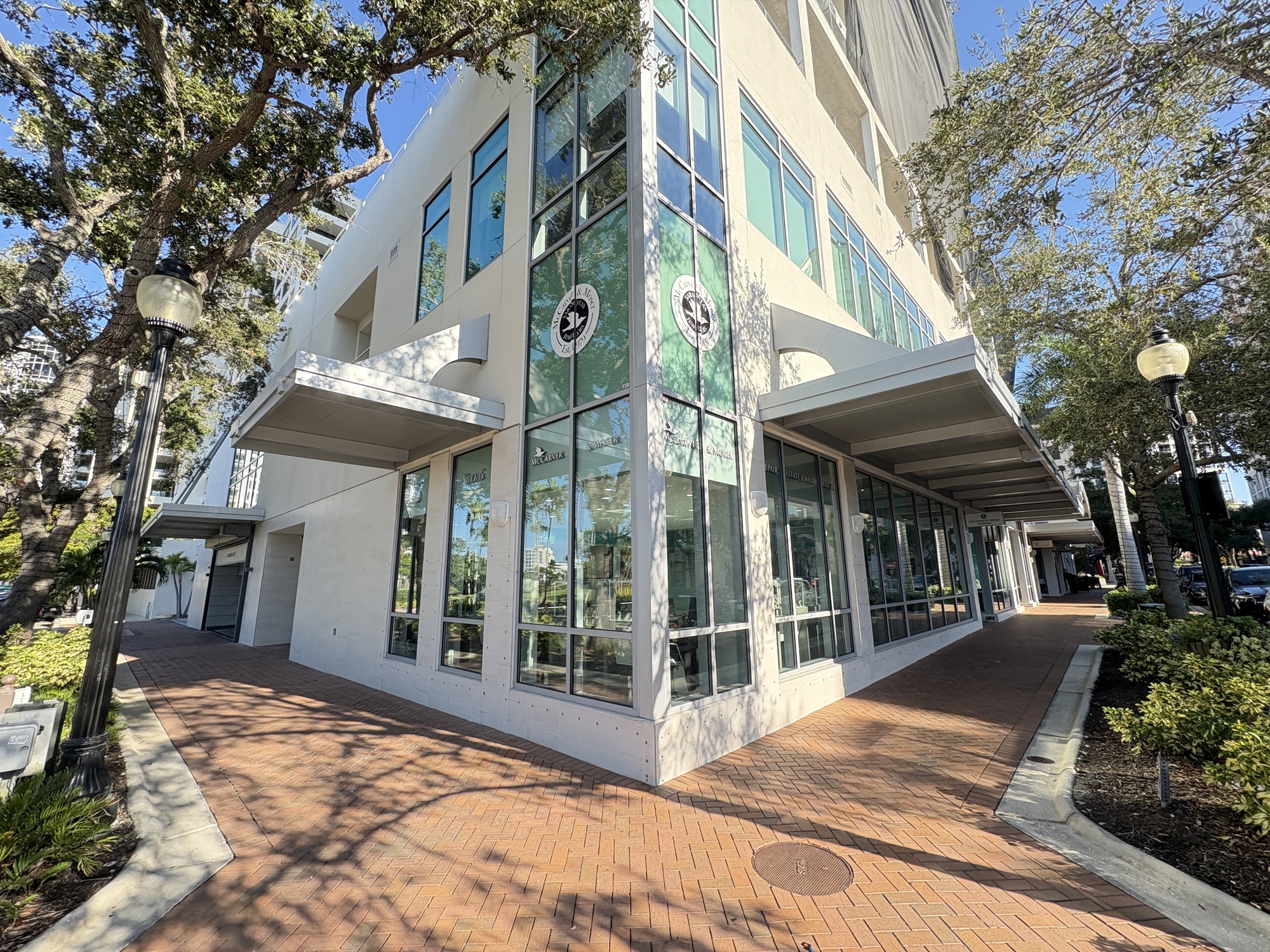 1301 Main St., Ste. 202, Sarasota, FL 34236