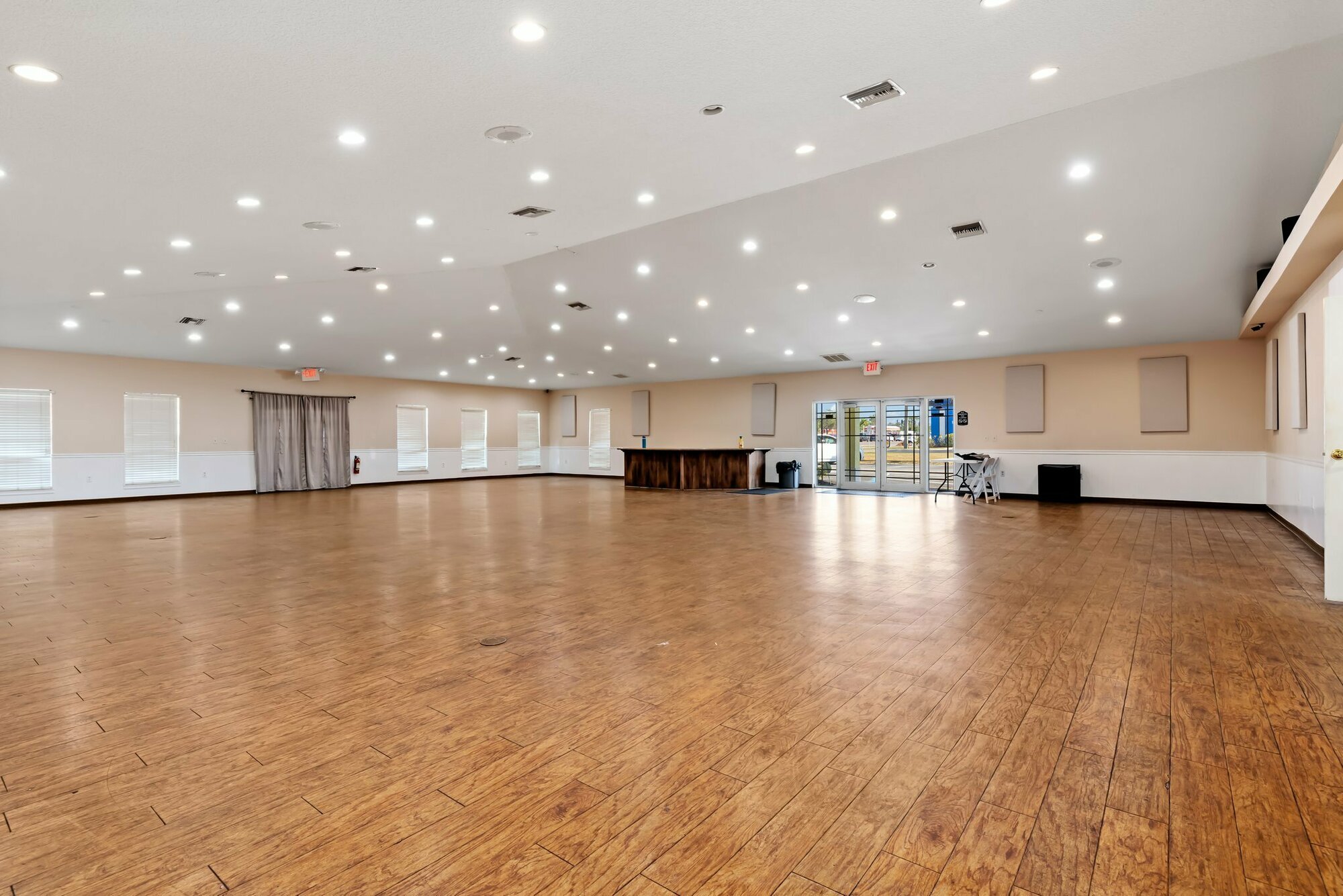 2421 South Tamiami Trail, Port Charlotte, FL 33952