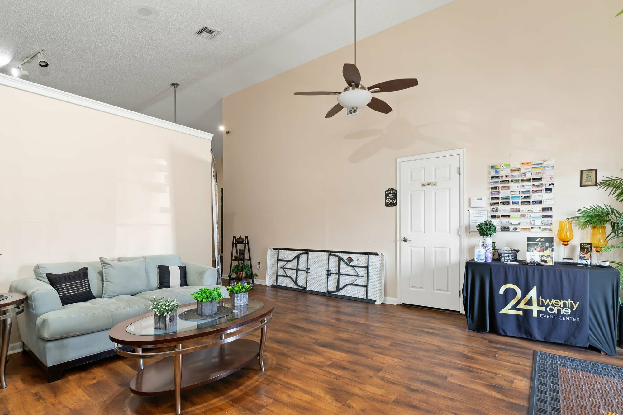 2421 South Tamiami Trail, Port Charlotte, FL 33952