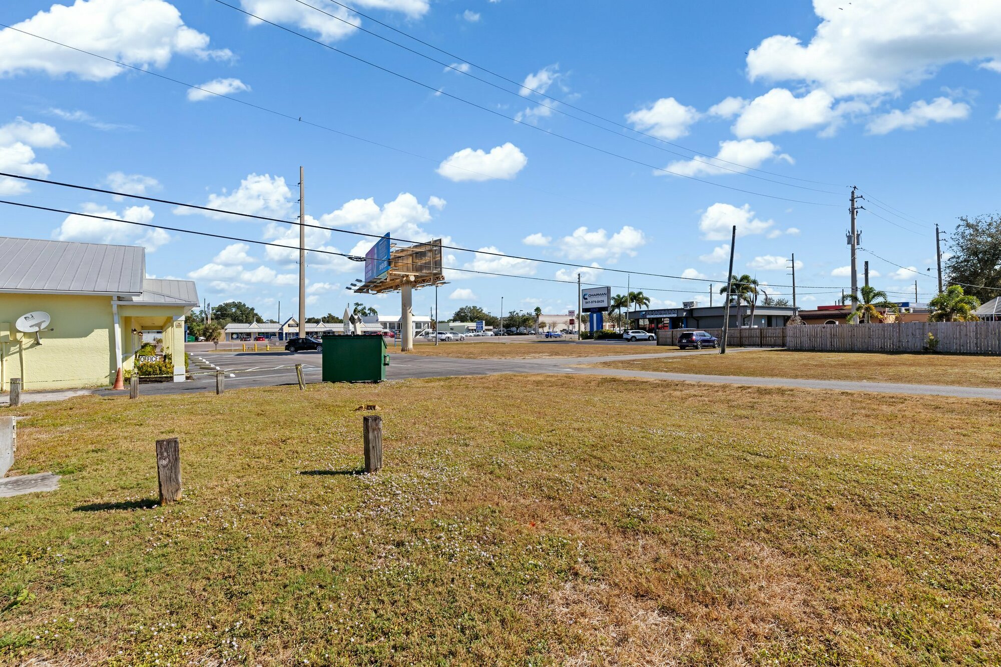 2421 South Tamiami Trail, Port Charlotte, FL 33952