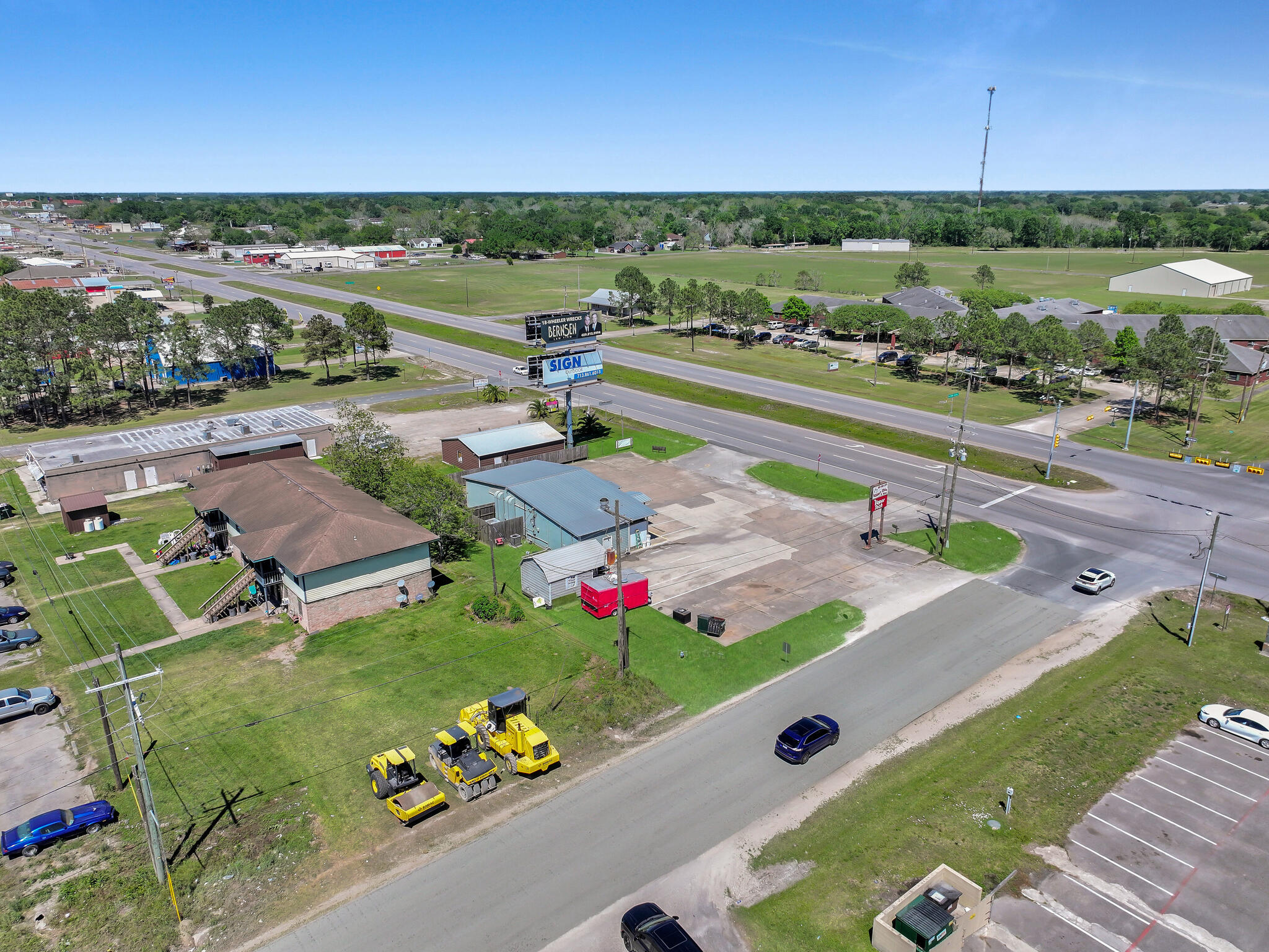 1220 Texas 124, Winnie, TX 77665