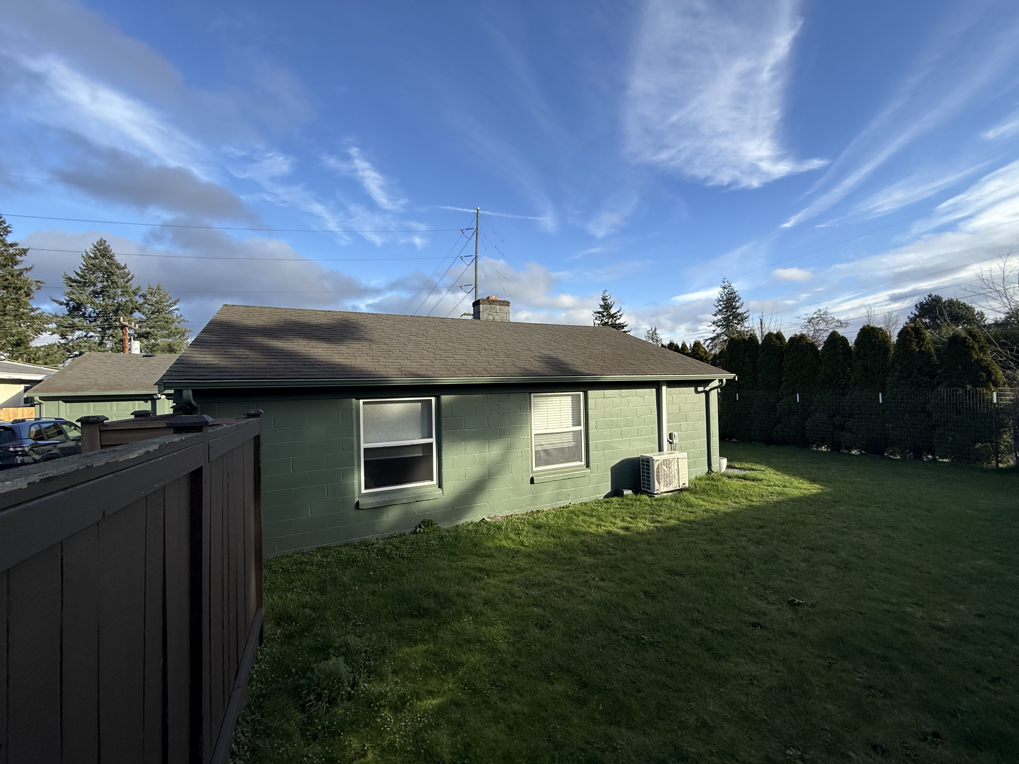 814 North 105th Street, Seattle, WA 98133