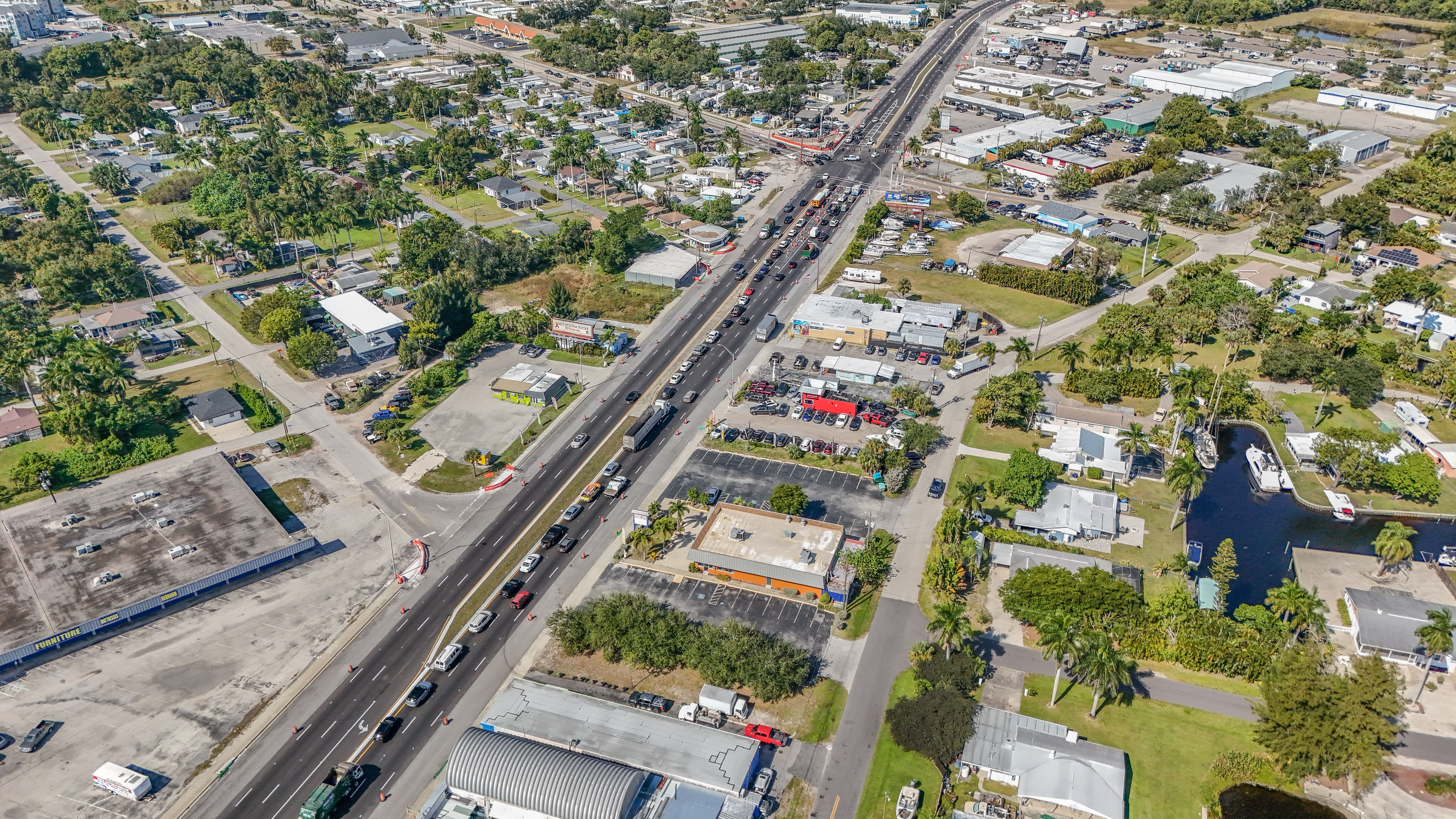 1130 North Tamiami Trail, North Fort Myers, FL 33903