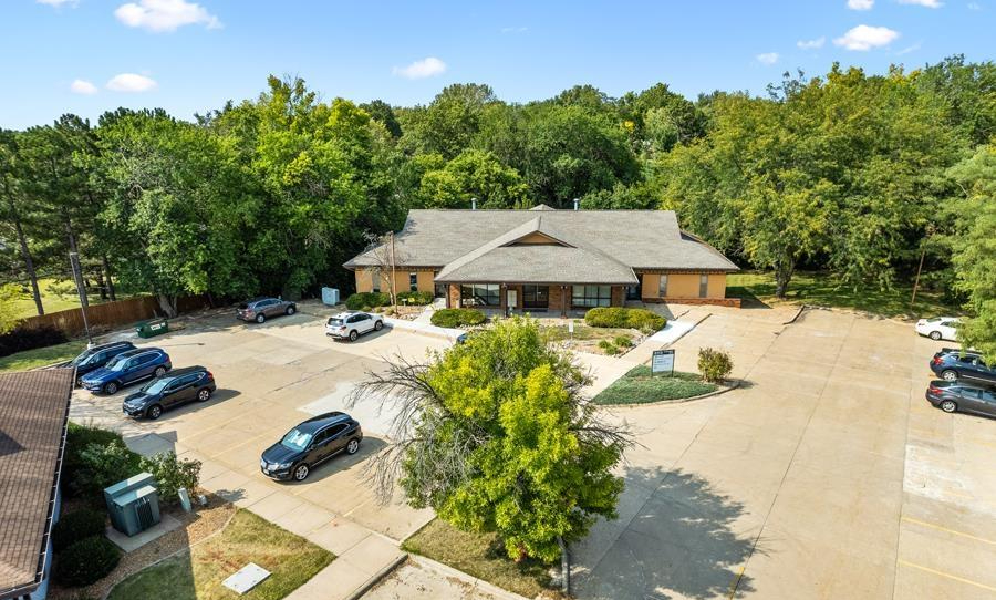 5113 North Executive Drive, Peoria, IL 61614