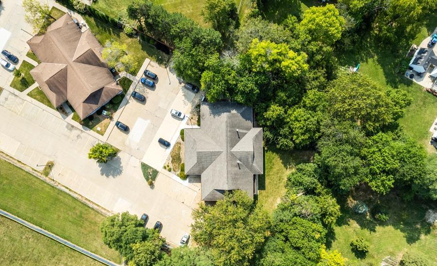 5113 North Executive Drive, Peoria, IL 61614