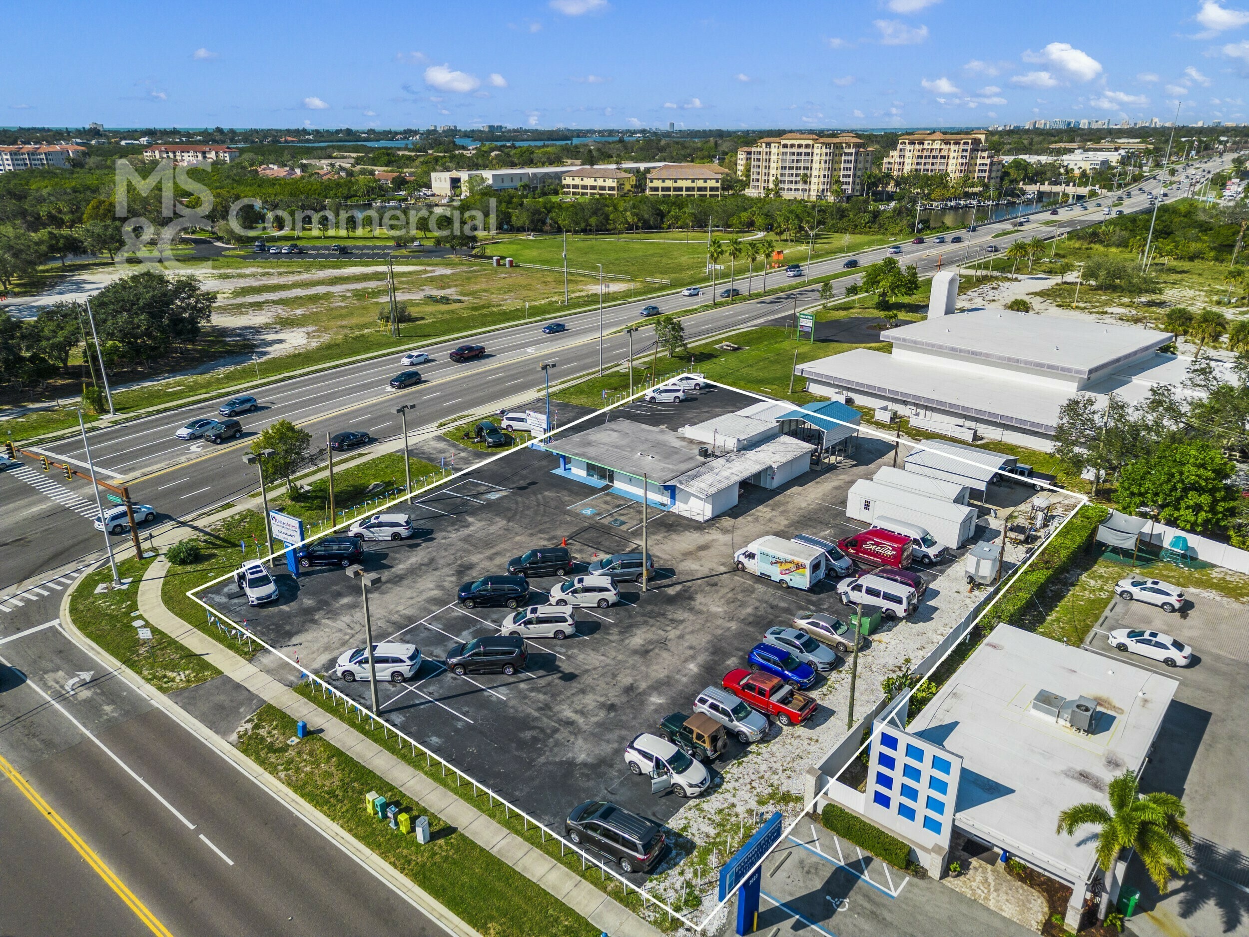 5611 S Tamiami Trail, Sarasota, FL 34231