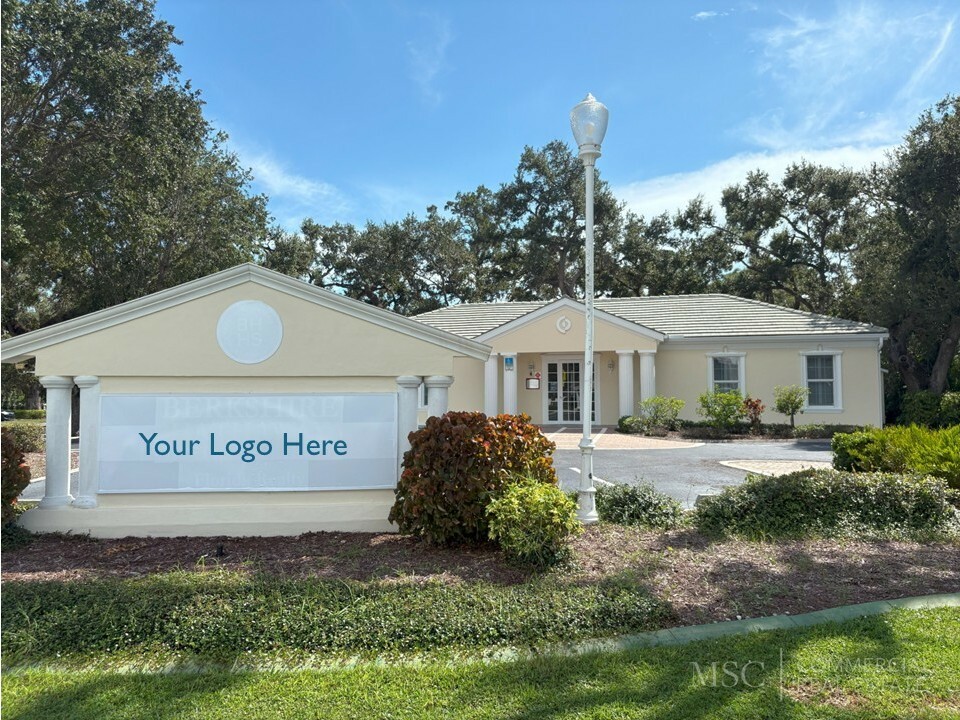 3192 Fruitville Rd, Sarasota, FL 34237