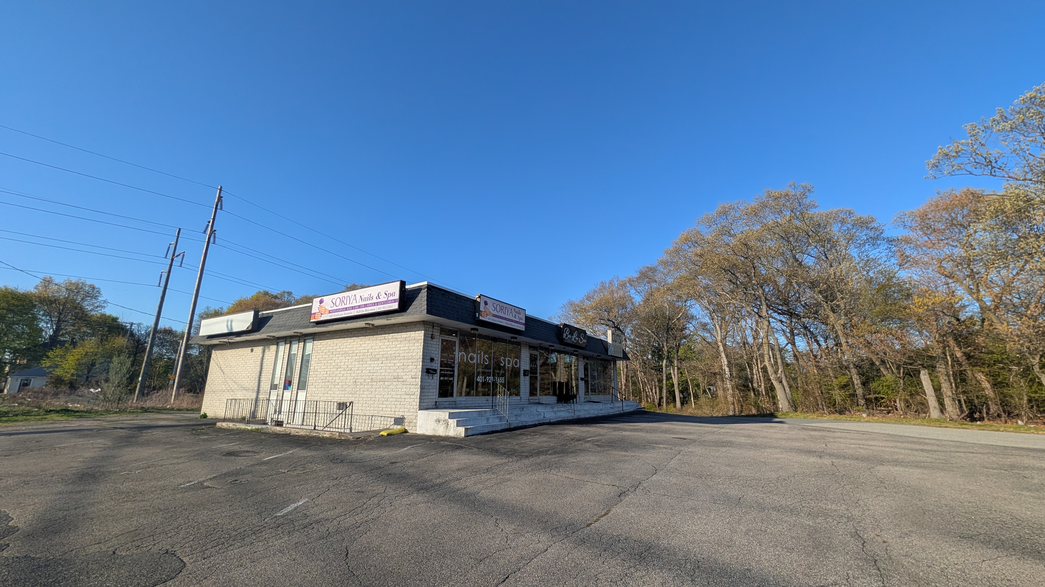 650 Greenwich Avenue, Warwick, RI 02886
