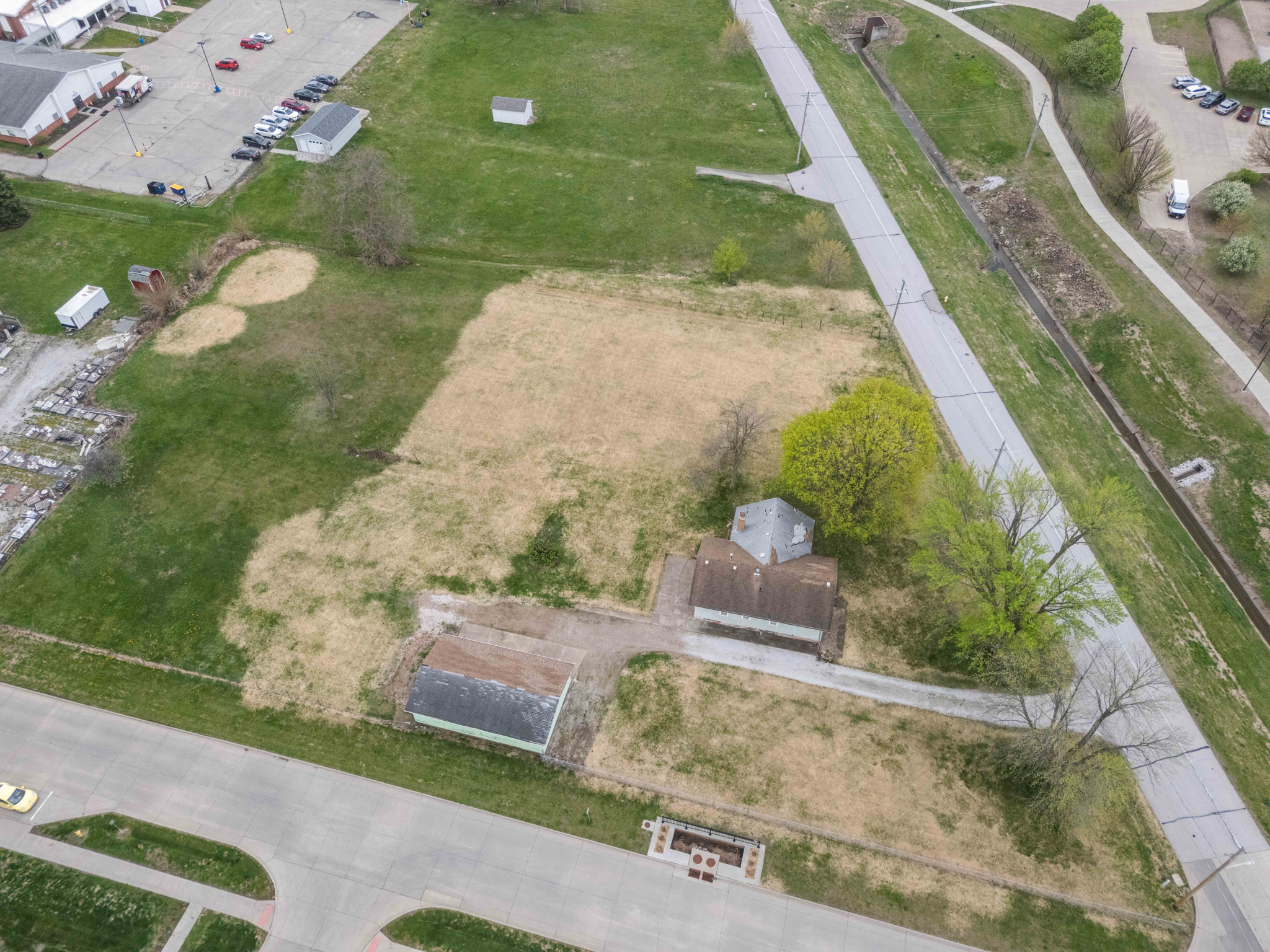 6305 Northwest 59th Court, Johnston, IA 50131