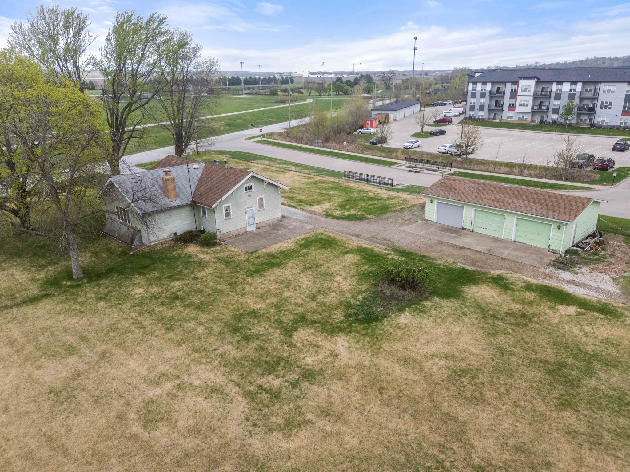 6305 Northwest 59th Court, Johnston, IA 50131
