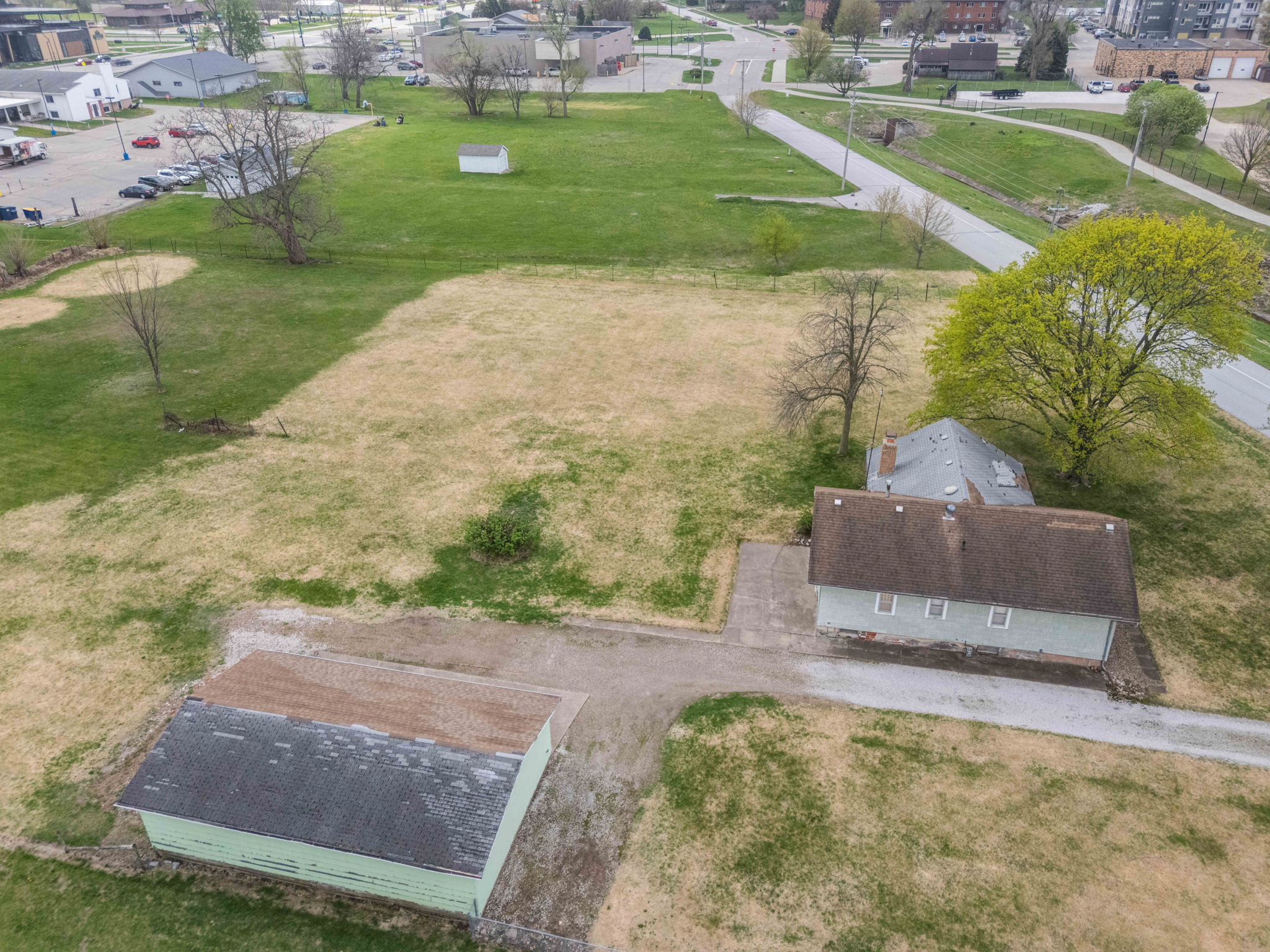 6305 Northwest 59th Court, Johnston, IA 50131