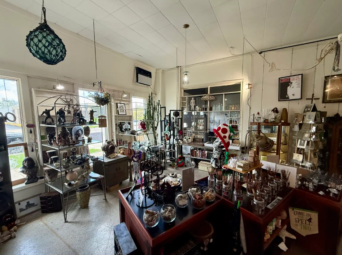 1023 South Washington Avenue, Lansing, MI 48910