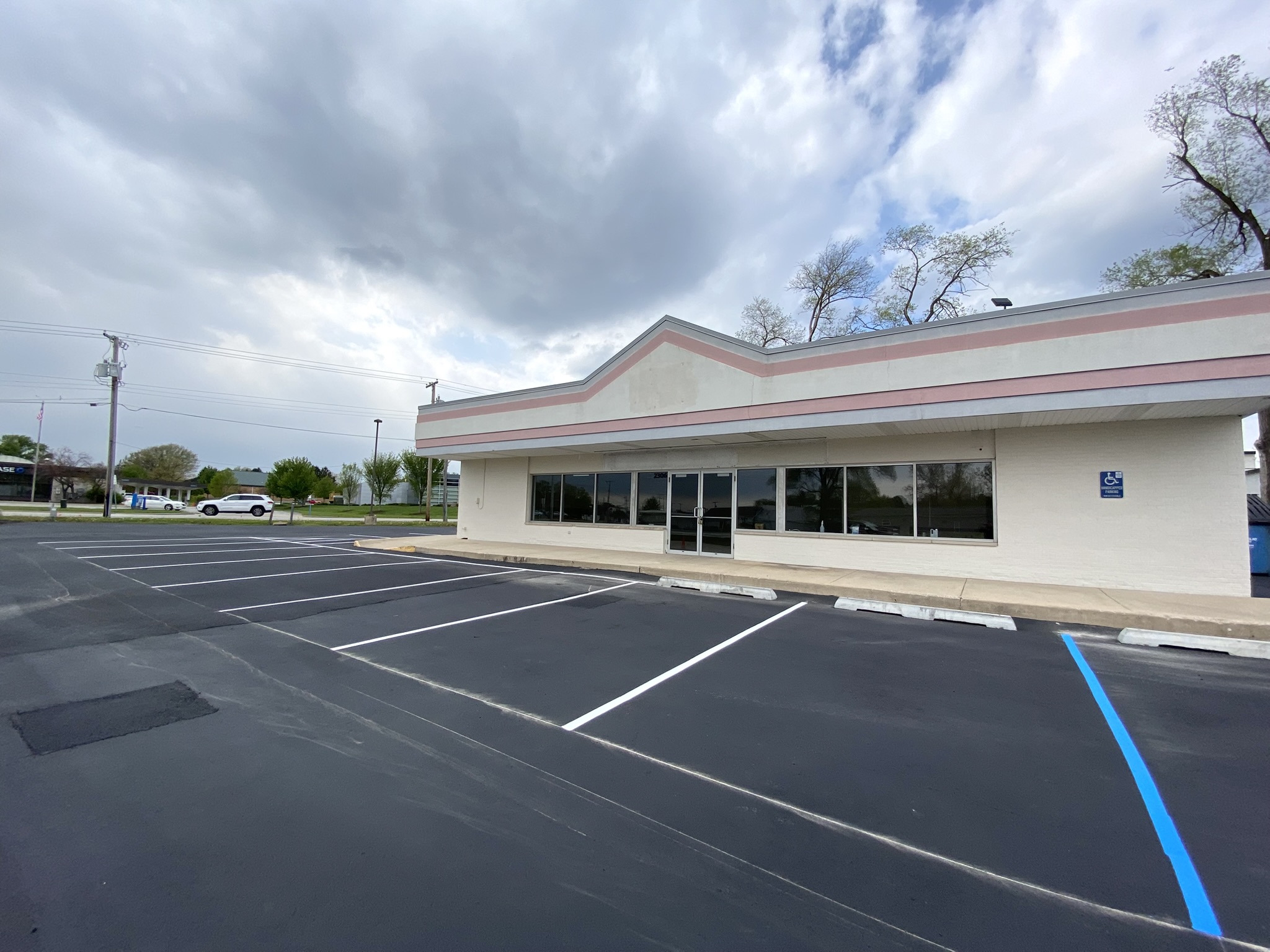2306 Calumet Avenue, Valparaiso, IN 46383