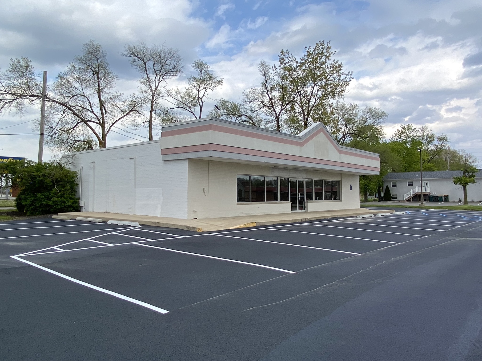 2306 Calumet Avenue, Valparaiso, IN 46383