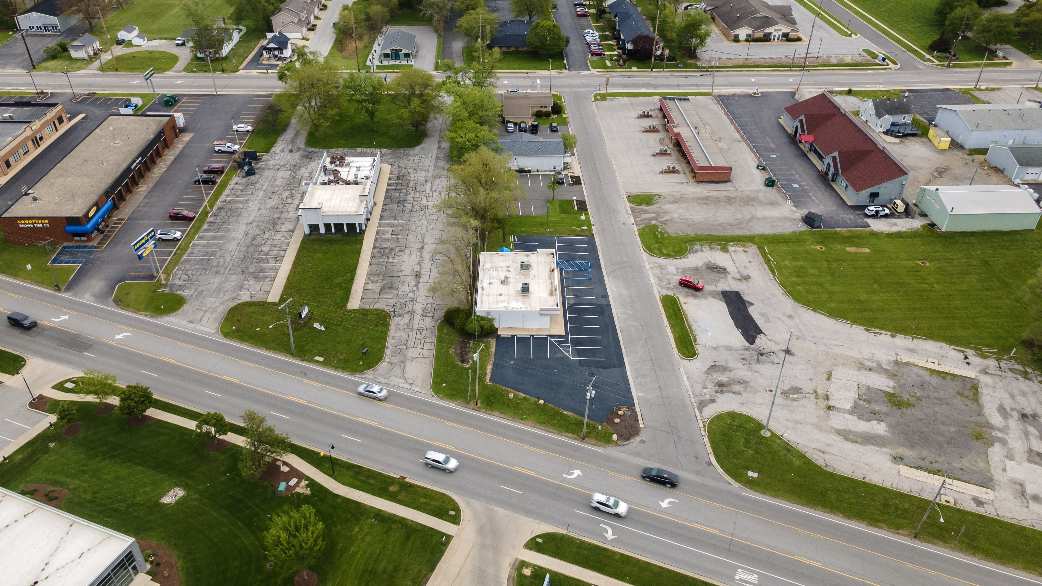 2306 Calumet Avenue, Valparaiso, IN 46383