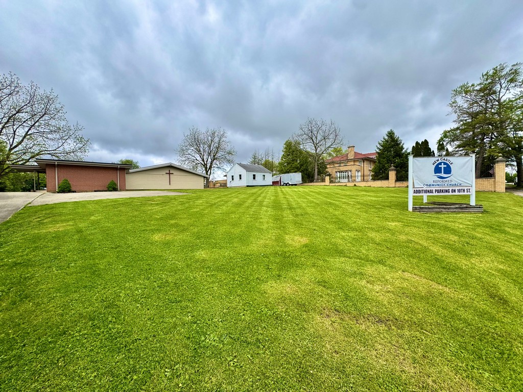 423 S 11th St — Sale in New Castle, IN, photo 2 of 8
