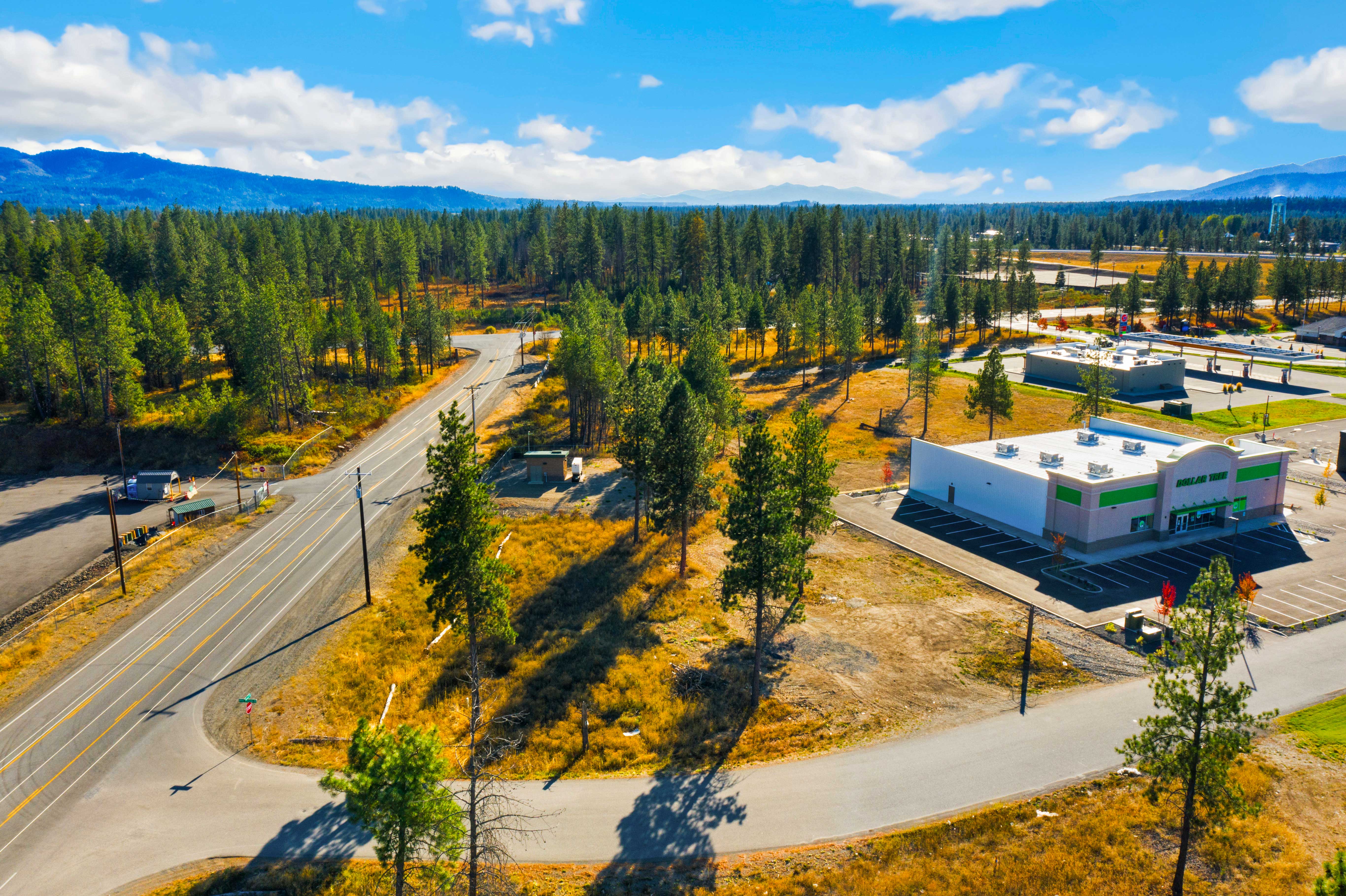 7121 East Athol Crossing Road, Athol, ID 83801
