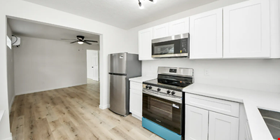 7301 Sherman St, Houston 77011 — Sale in Houston, TX, photo 8 of 8