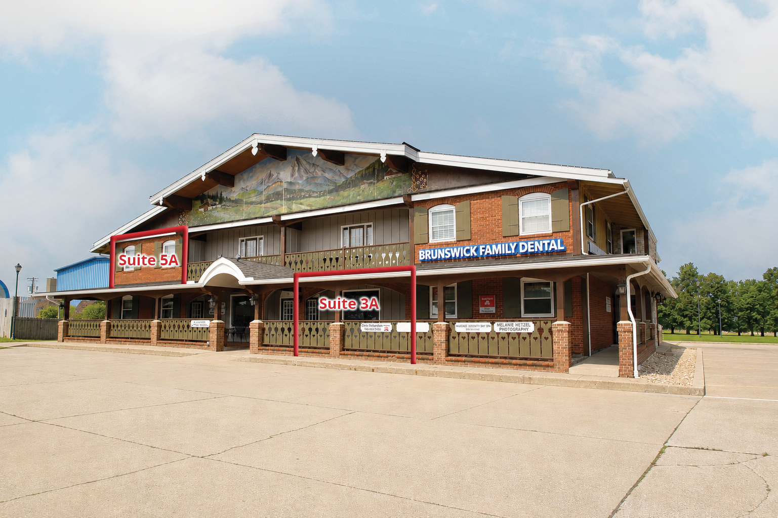 Retail/Office Space with Great Highway Access