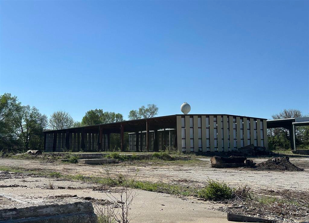 8727 Arenzville Road, Beardstown, IL 62618