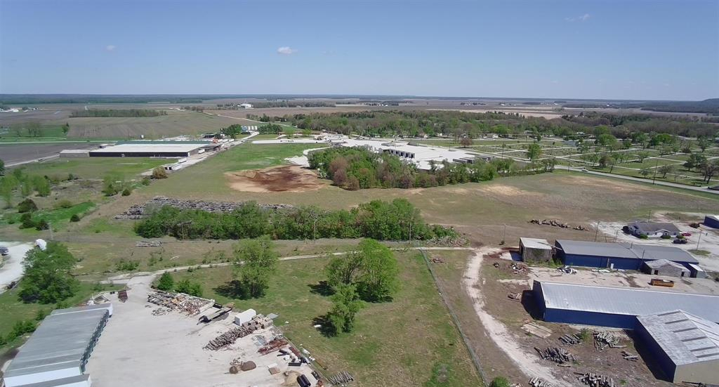 8727 Arenzville Road, Beardstown, IL 62618