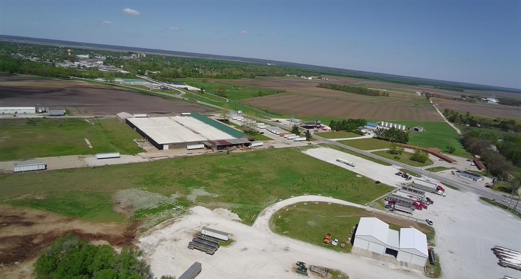 8727 Arenzville Road, Beardstown, IL 62618
