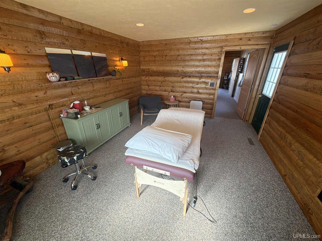 6044 U.S. 41, Harvey, MI 49855