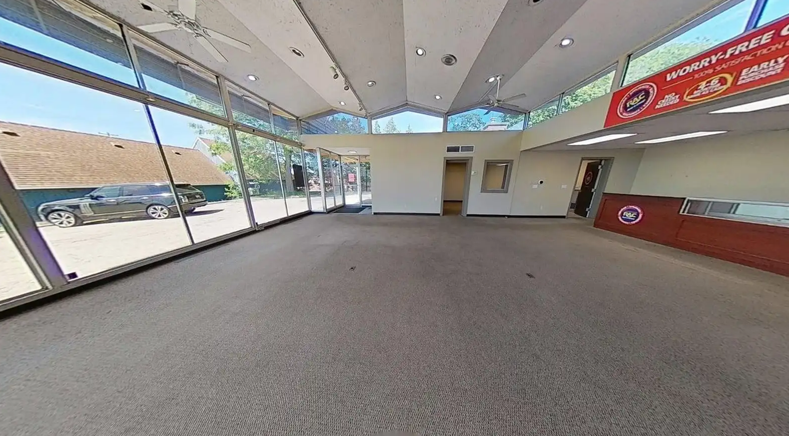 721 North Waverly Road, Lansing, MI 48917