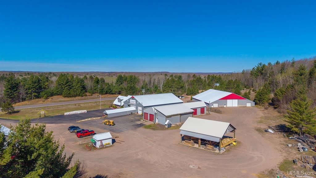 9465 U.S. 41, Skandia, MI 49885