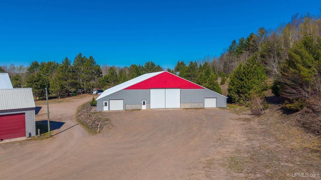 9465 U.S. 41, Skandia, MI 49885