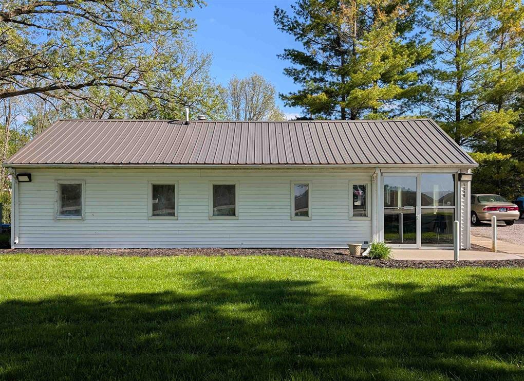 1135 Walnut Street, Washington, IL 61571