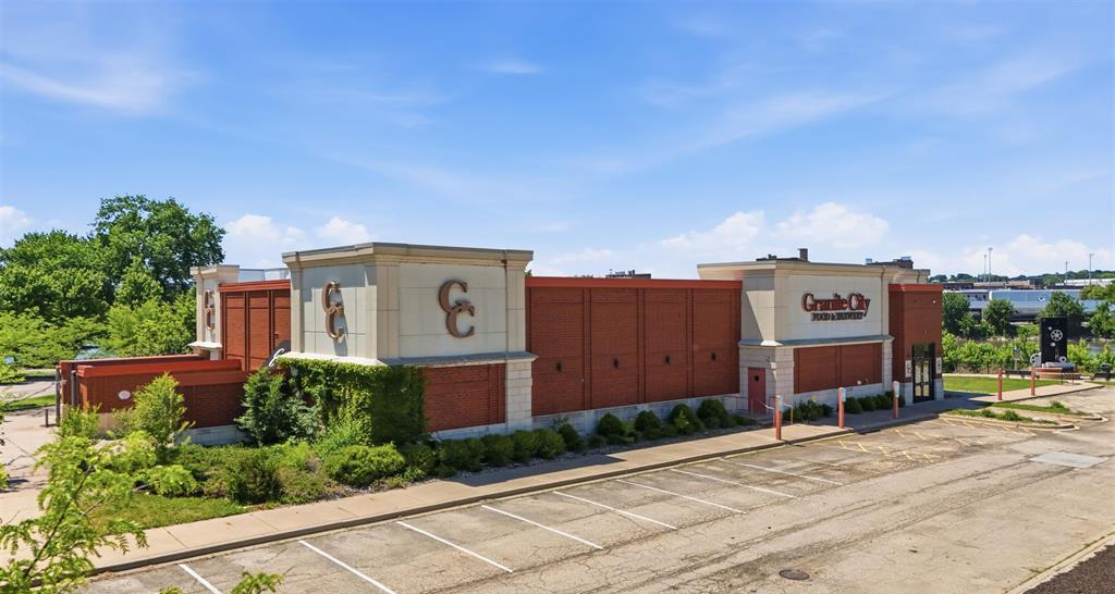 230 Conference Center Drive, East Peoria, IL 61611