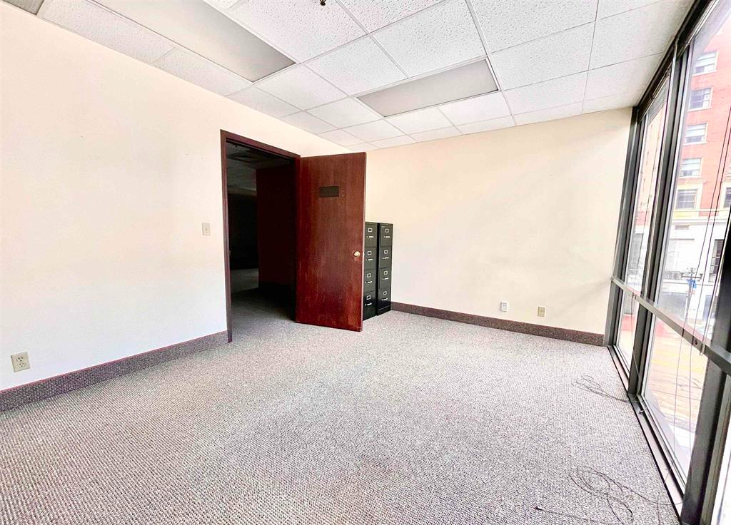 456 Fulton Street, Peoria, IL 61602