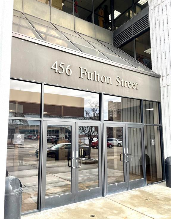 456 Fulton Street, Peoria, IL 61602