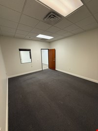 The Office Suites at Sky Pointe Cimmaron Commons photo 15