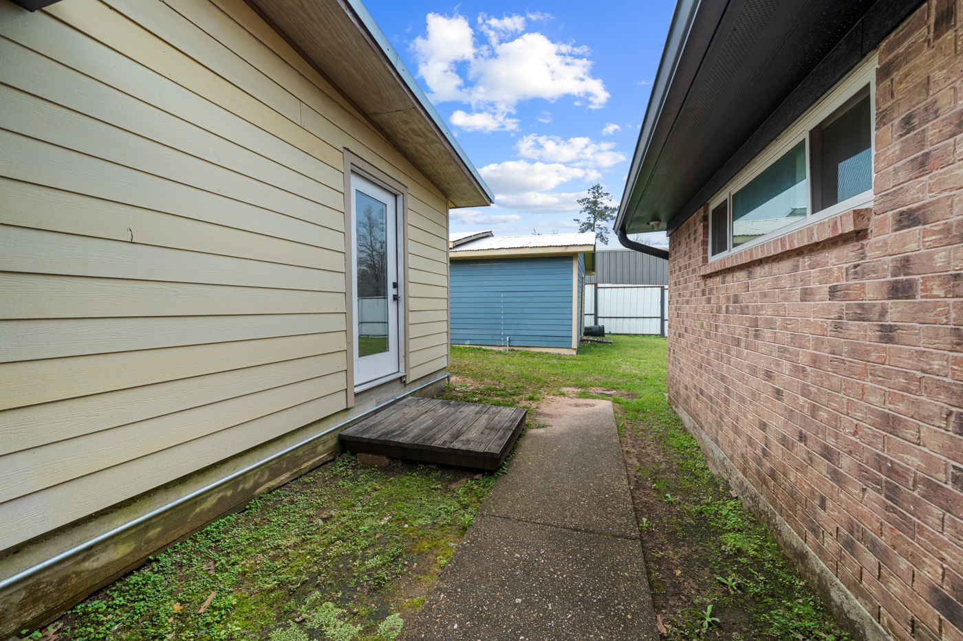 29519 West Hawthorne Drive, Spring, TX 77386