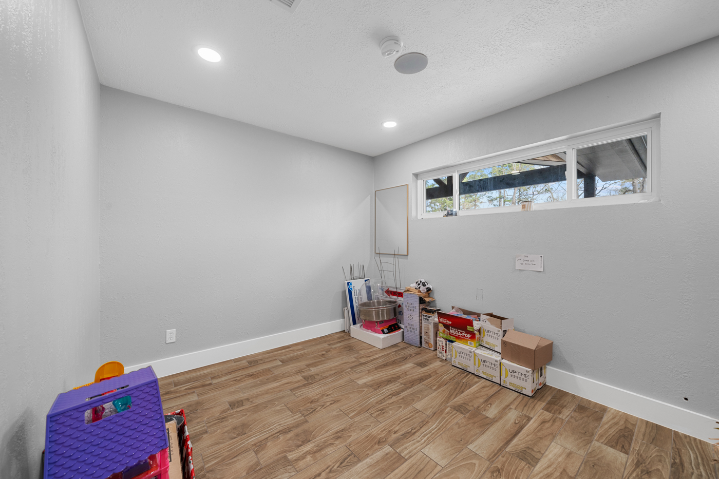 29519 West Hawthorne Drive, Spring, TX 77386