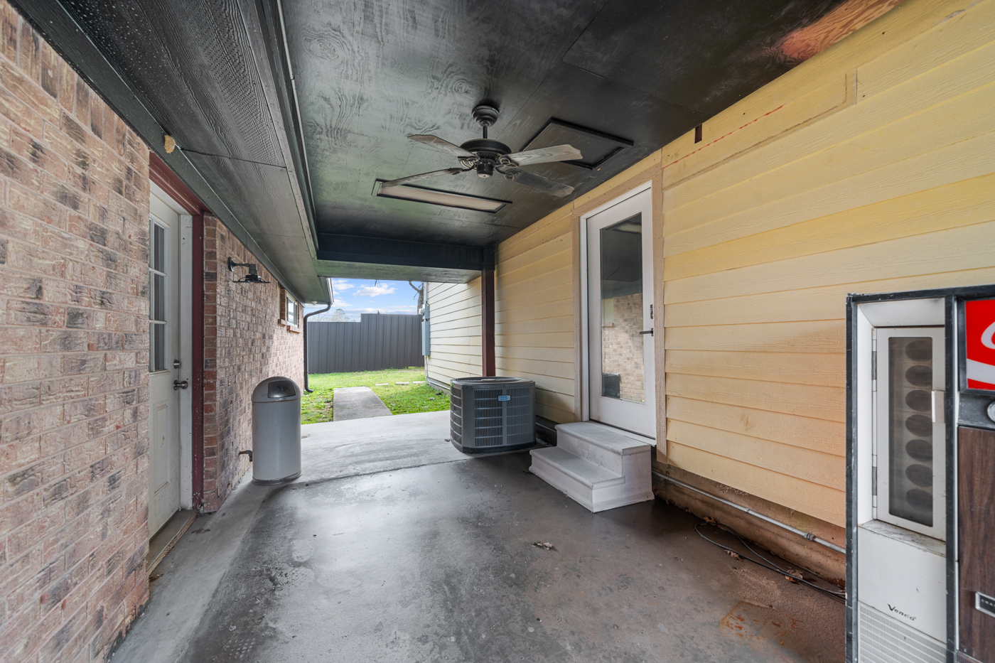 29519 West Hawthorne Drive, Spring, TX 77386