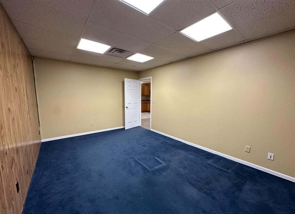 1605 West Candletree Drive, Peoria, IL 61614