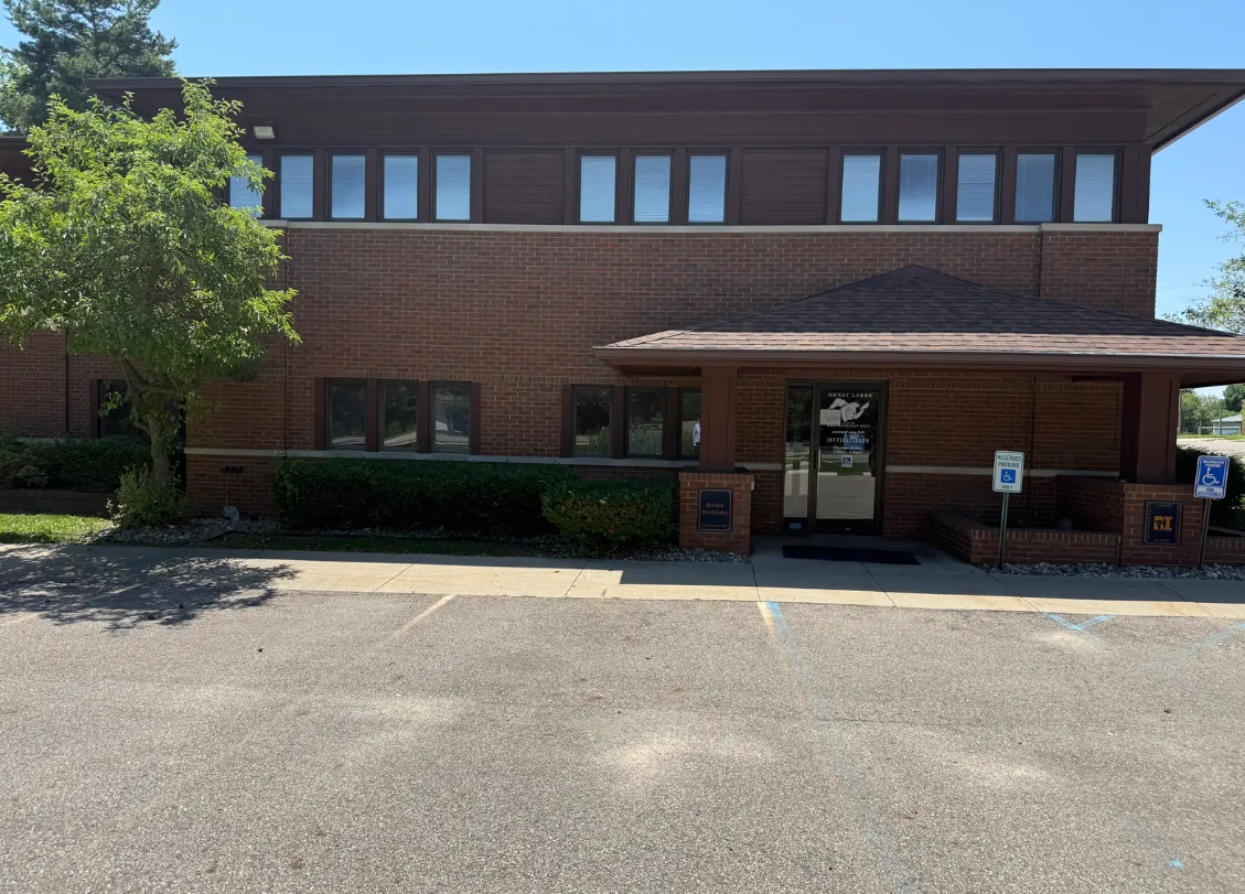4333 W St Joseph Hwy