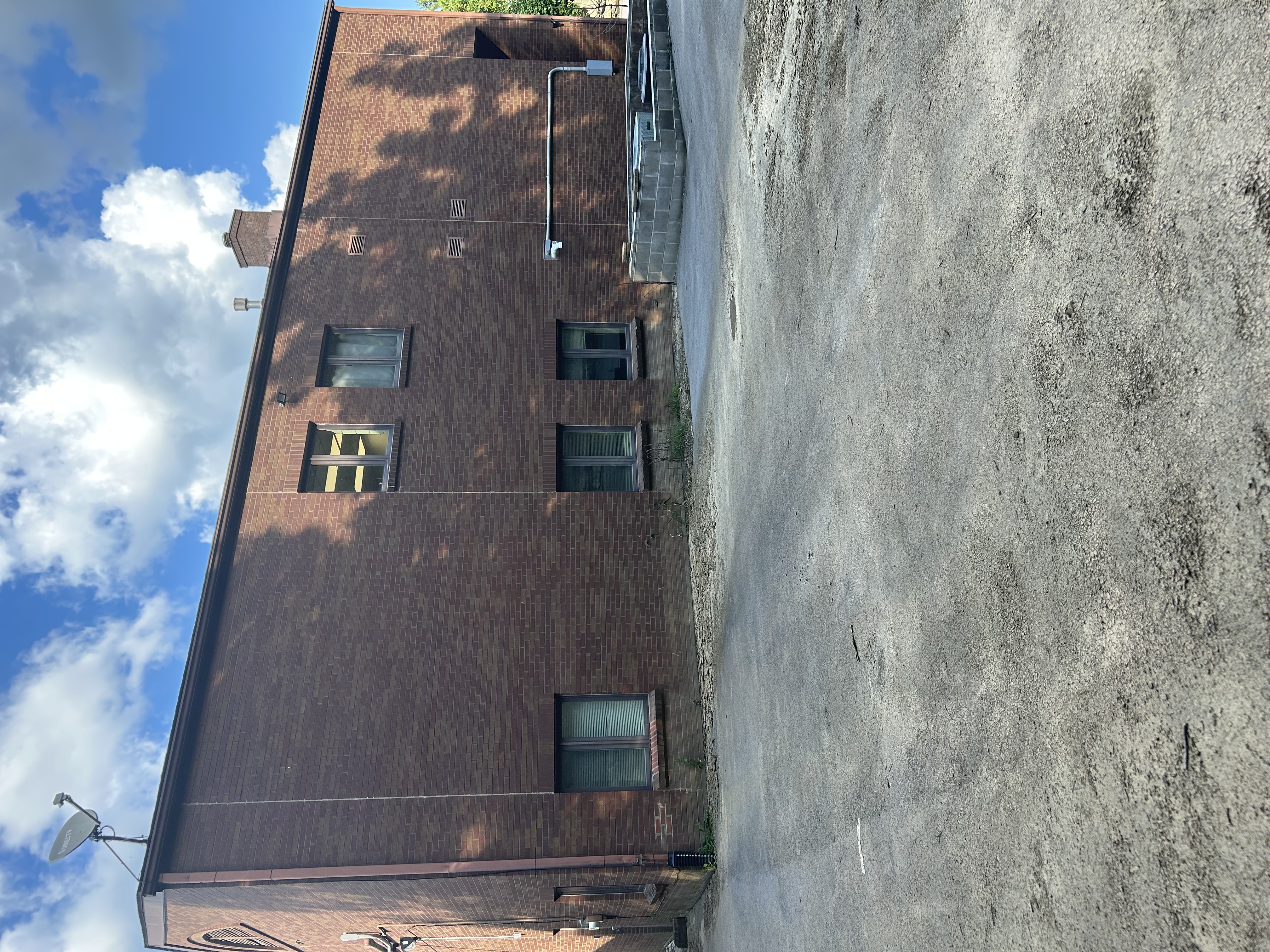 7006-7014 Hughes Ave